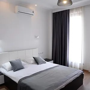 Gantiadi באטומי